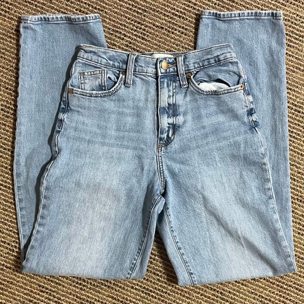 Women's straight leg jeans light wash size 24